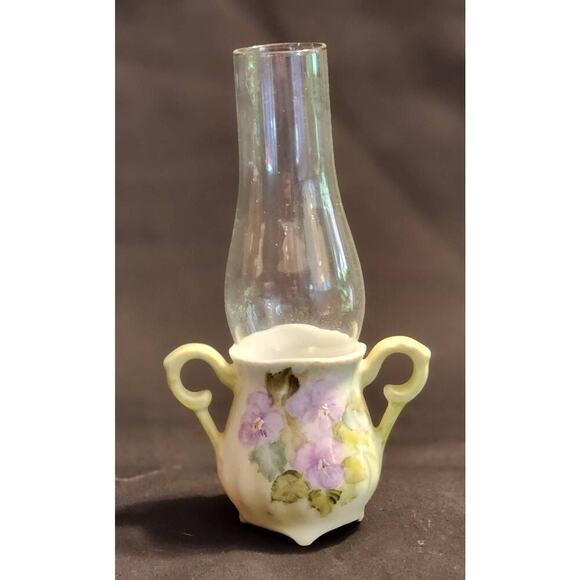 VINTAGE Floral design VOTIVE CANDLE HOLDER WITH GLASS CHIMNEY - Picture 2 of 8